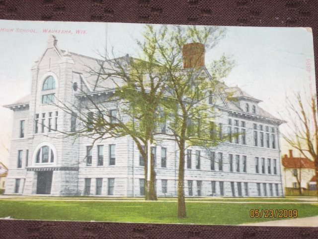 Union Grade School formerly Waukesha High School taken from a post card dated 1910. School has been demolished.